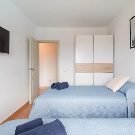 Apartamento Ava Con Terraza Y Piscina Lägenhet